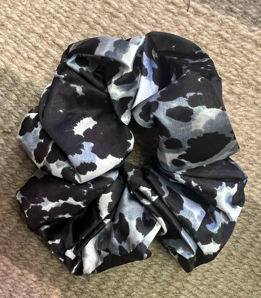 COWTOWN SCRUNCHIE