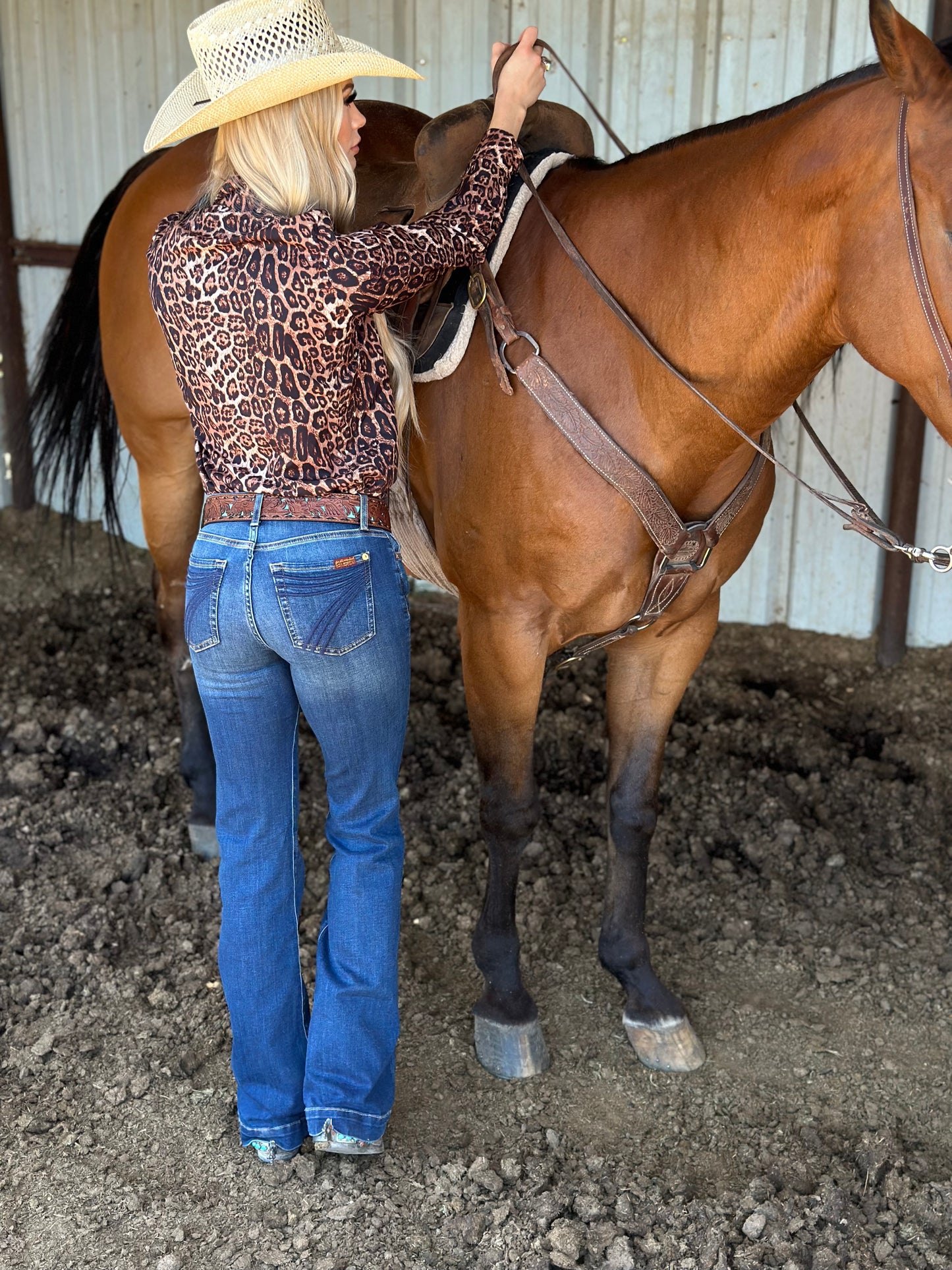 LEOPARD COWGIRL BUTTON UP